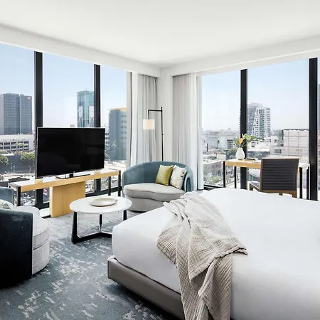 Hotel Dream Hollywood, By Hyatt